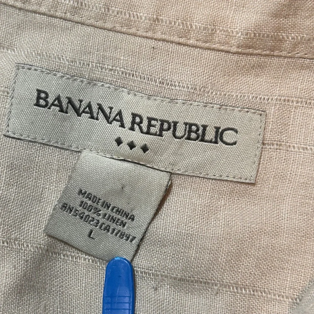 Banana Republic Mens 100% Linen Short Sleeve Shirt Beige Striped V-Neck Large